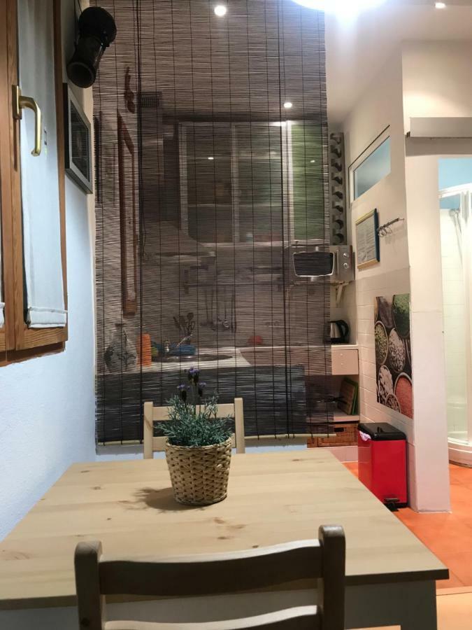 Apartamento En Corrala 마드리드 외부 사진
